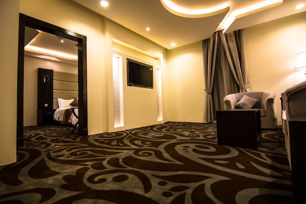 Rest Night Hotel Suites - Al Moroj Riad Cameră foto